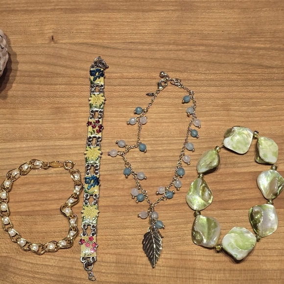 Jewelry - Bracelet Bundle Lot